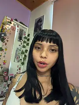 AlanaStormm – Naživo XXX chat