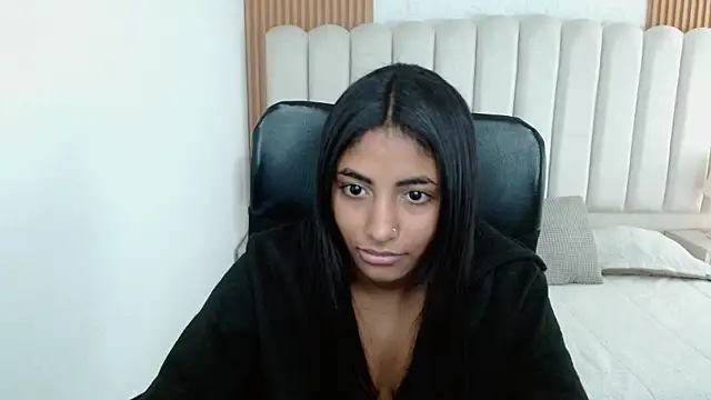 shaneelle Obrolan Langsung XXX