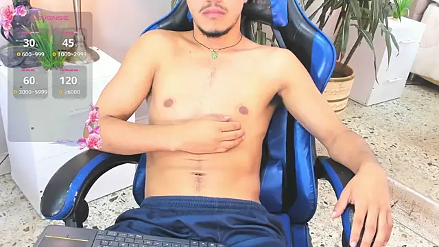 XXX chat uživo modela kai_storn