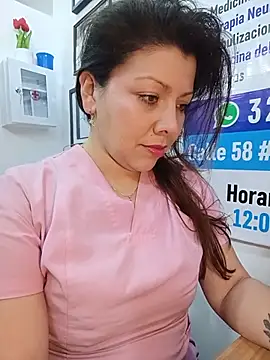 SARA_21- লাইভ XXX চ্যাট
