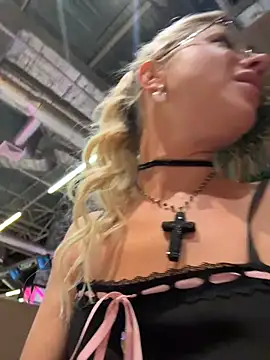 LisaMurrのライブXXXチャット