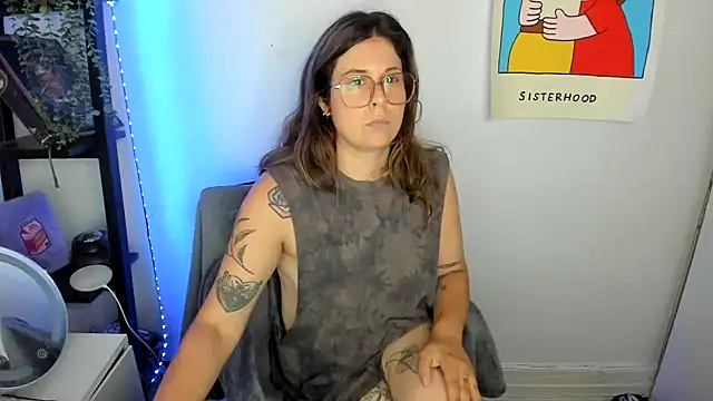Rosiee69_ Adlı Modelin Canlı XXX Sohbeti