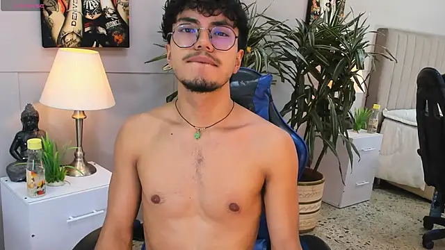 Živý XXX chat kai_storn
