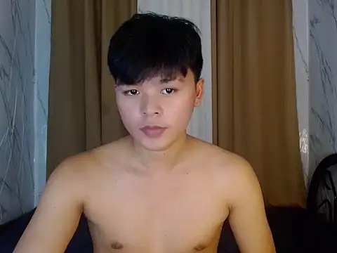 yourhotasiandoms Pertunjukan Webcam