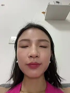 แชท XXX สดของ Yaobaobao