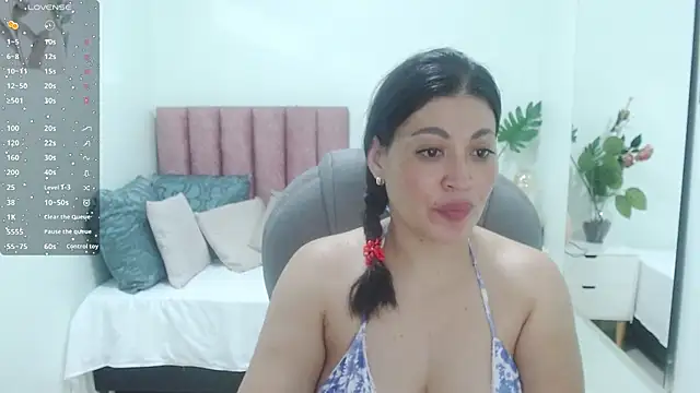 sophia_hadid's Live XXX Chat
