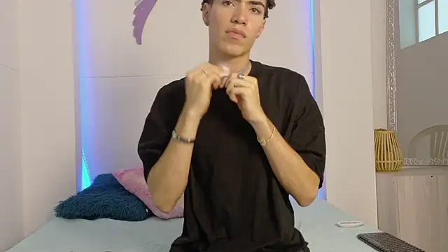 Monyel_Blake's Live XXX Chat