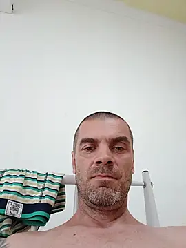 SIRMASTERDOMINATORXXL 现场XXX聊天
