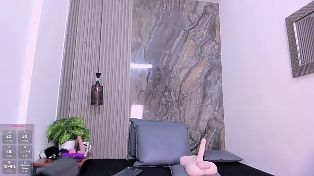 ScarletDollxxx – Live XXX-chat