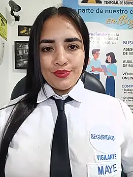 MAYE__13 Live XXX-chat