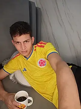Chat XXX ao vivo de Axel_Romanov