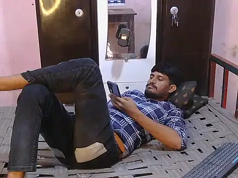XXX chat uživo modela HotXKrish