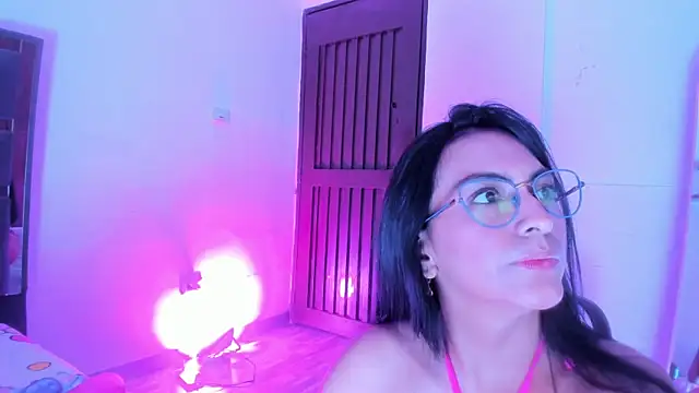 Chat +18 de Natasha028_ ao vivo