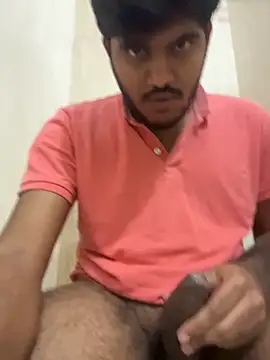 הופעת וובקאם של hotboy_hyd1