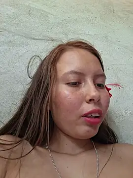 Khelmi লাইভ XXX চ্যাট
