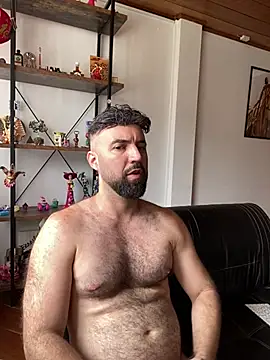 ADONIS_ART01 Adlı Modelin Canlı XXX Sohbeti