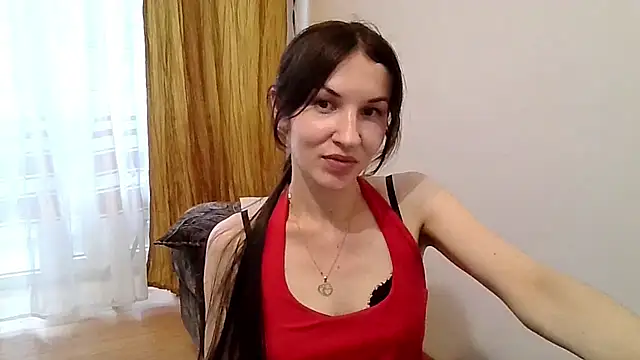 JuliaLovely Adlı Modelin Canlı XXX Sohbeti