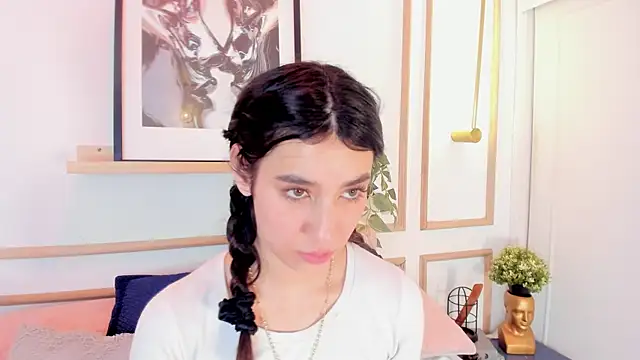 Nanami_ Adlı Modelin Canlı XXX Sohbeti