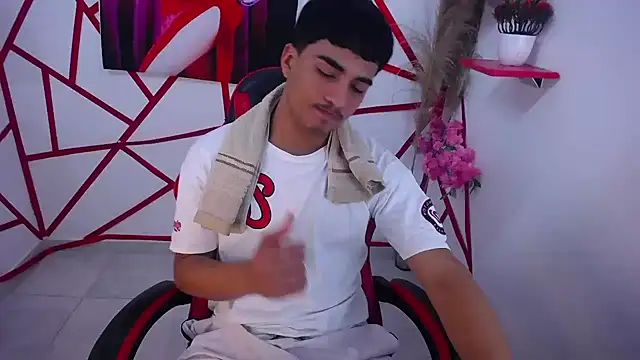 oliver-parker's Live XXX Chat