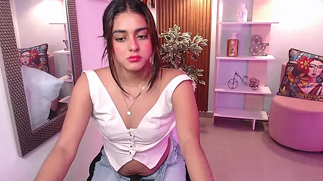 _Lucy_Grey_n Live XXX chat