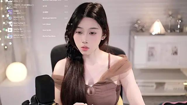 SleepArtist live XXX chat