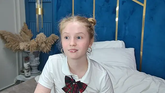 Онлайн чат XXX LilianHowards