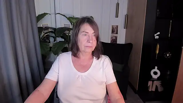 LindaPassionate's Live XXX Chat