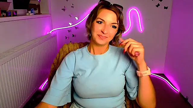 Chat XXX en directo de Lana_Foxyy