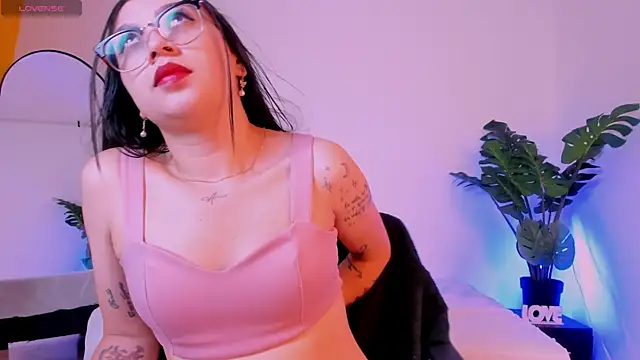 Chat +18 de milavixenn ao vivo
