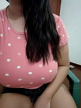 Cutey_Bomb Pertunjukan Webcam