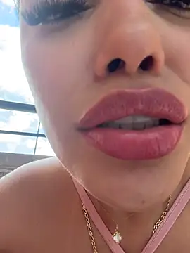 emma_andrew1 Chat XXX in diretta