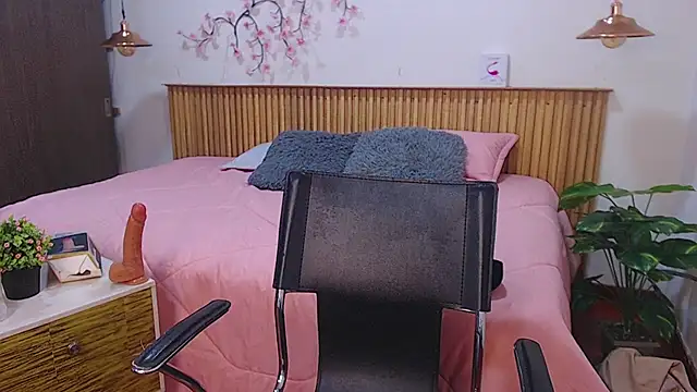 Živý XXX chat Charlotthe_Evans