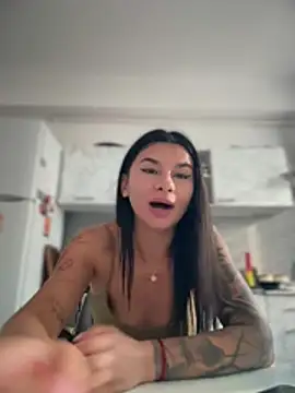Chat XXX en directo de DramaQueen__