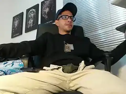Chat XXX ao vivo de Kratoswolf