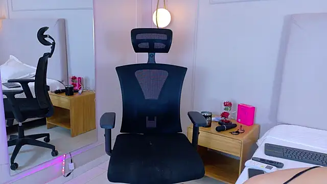 ZoeyPetit's Live XXX Chat