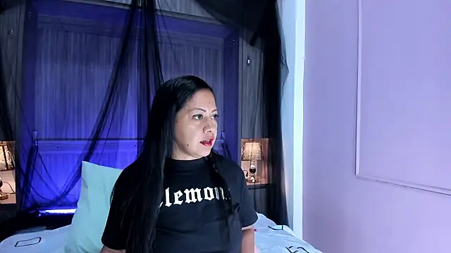 AllieBennet XXX чат на живо