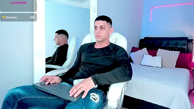 Chat XXX Live Alex_cute77