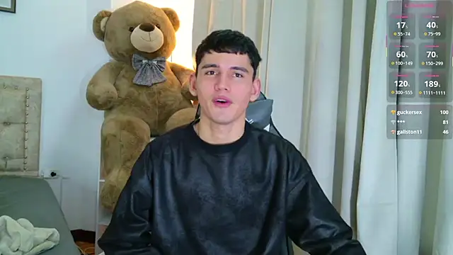 estebanperez_26: онлайн-секс-чат