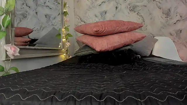 Bella_desi_ 现场XXX聊天