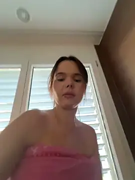 Chat +18 de TheCinderella ao vivo
