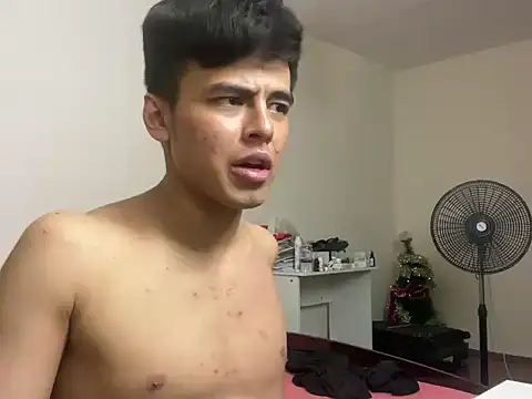 Chat XXX ao vivo de ToddWarren
