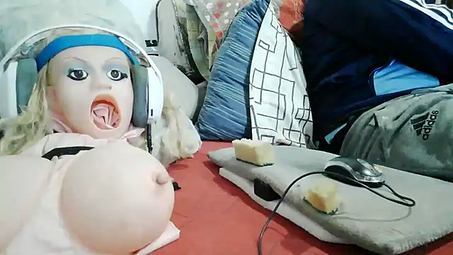 XXX chat uživo modela messi_syssy