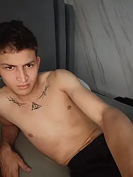 Axel_Romanov – Live XXX-chat