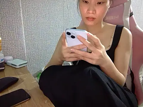 Ly-ny – Naživo XXX chat