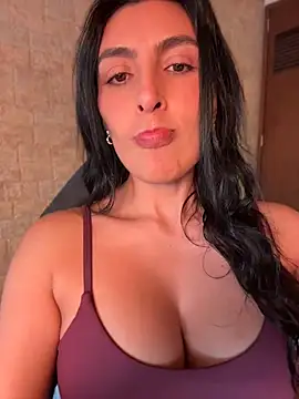 CorinVeil Chat XXX in diretta