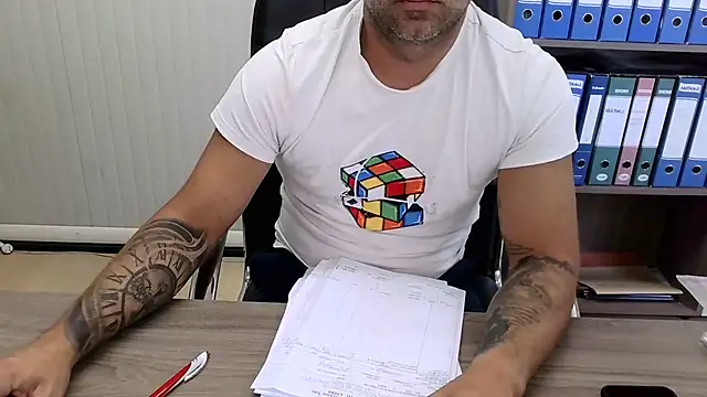 Chat +18 de Evasionee ao vivo