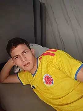 XXX chat uživo modela Axel_Romanov