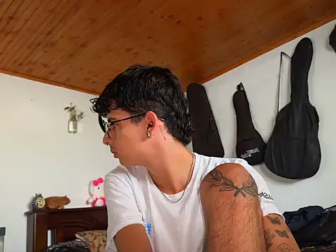 Show modela ibrat_andy1 na web-kameri