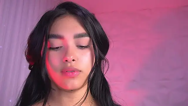 katy_rioss Adlı Modelin Canlı XXX Sohbeti