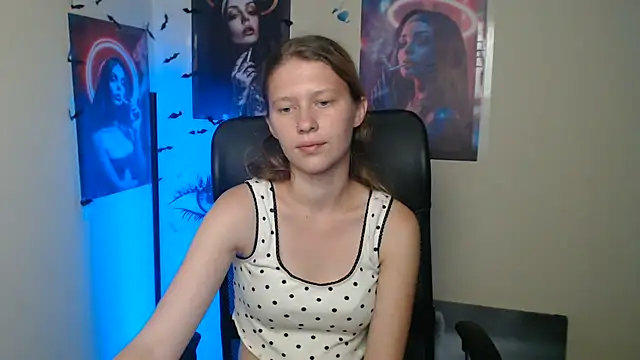 StellaCRL live XXX chat